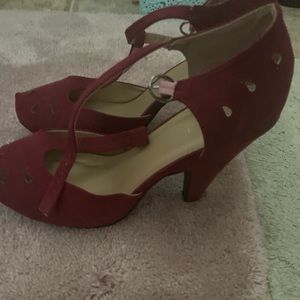 Mod cloth size 10 shoes worn once!